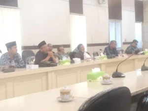 Anggota DPRD Kupang Wajib Lapor Kasus Perselingkuhan 2026
