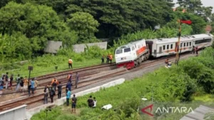 Kereta Bangunkarta Anjlok di Bumiayu dan Dampak Perjalanan