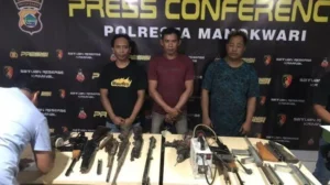 Ki Bedil Ditangkap - Perakit Senjata Api Ilegal di Bandung