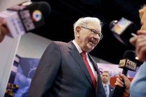 Makan siang amal Stephen Curry dan Warren Buffett: Aksi 2026