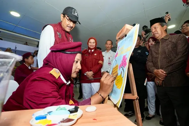 Pembelian Mobil Listrik Sekolah Rakyat: Kajian Kemensos 2026