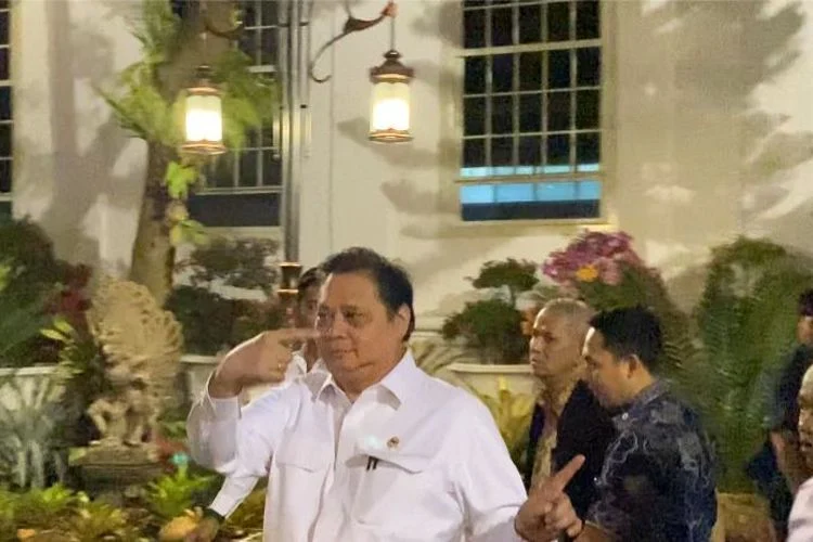 Prabowo Panggil Menteri Ekonomi dan Gubernur BI ke Istana