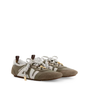 Sepatu LV Korupsi: Bupati Tulungagung Terjerat Pemerasan OPD